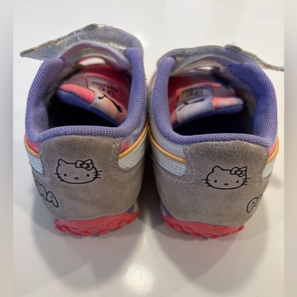 Puma x Hello Kitty & Friends Easy Riders - Picture 2 of 5